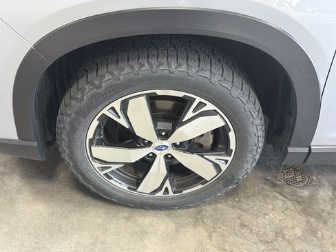 Used 2020 Subaru Forester Touring AWD/4WD image 15