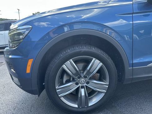 Used 2019 Volkswagen Tiguan SEL Premium w/ 3rd Row Seat Package AWD/4WD image 22