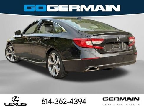 Used 2018 Honda Accord Touring image 11