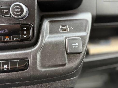Used 2023 RAM ProMaster 2500 FWD image 24