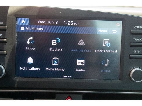 Used 2023 Hyundai Elantra SEL FWD image 25
