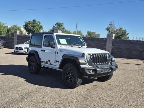 Used 2023 Jeep Wrangler Sport AWD/4WD image 7