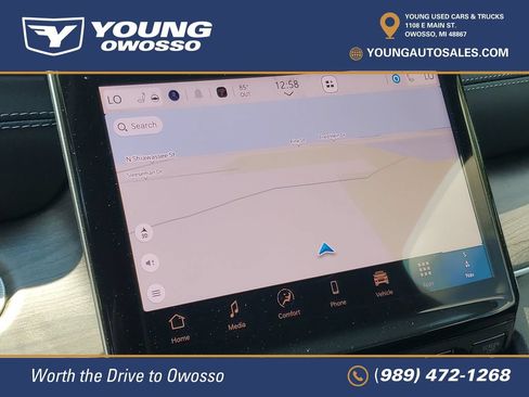 Used 2025 Jeep Grand Cherokee Limited w/ Trailer Tow Package AWD/4WD image 17