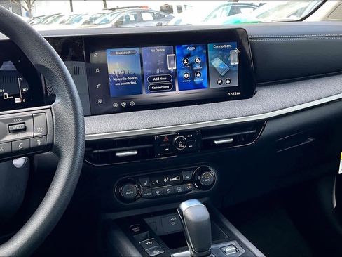 New 2026 Nissan Kicks SV w/ SV Premium Package image 6