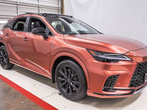 Used 2024 Lexus RX 500h F Sport w/ Convenience Package image 5