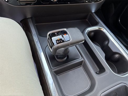 New 2026 GMC Sierra 1500 Elevation w/ Elevation Premium Package image 18