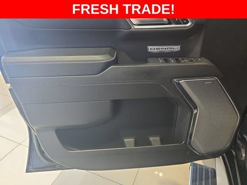 Used 2023 GMC Sierra 1500 Denali w/ Denali Reserve Package AWD/4WD image 10
