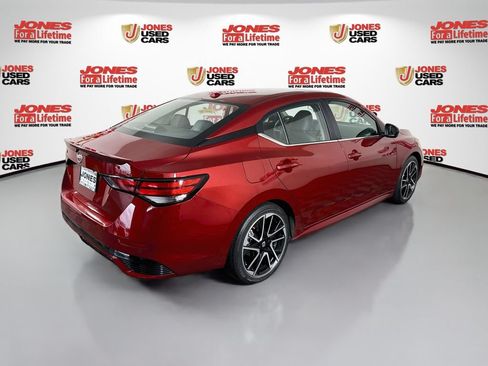 Certified 2025 Nissan Sentra SR w/ SR Premium Package FWD image 17
