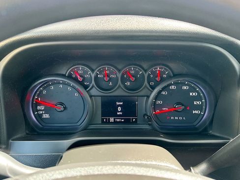 Used 2022 Chevrolet Silverado 1500 Custom image 10