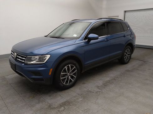 Used 2019 Volkswagen Tiguan SEL R-Line image 2