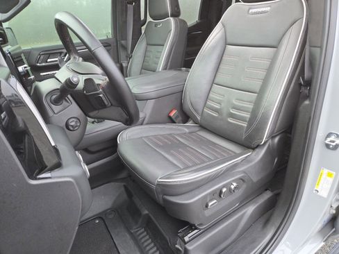 Used 2024 GMC Sierra 1500 AT4X image 37