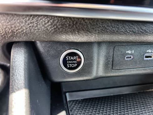 Used 2023 Nissan Rogue S AWD/4WD image 28