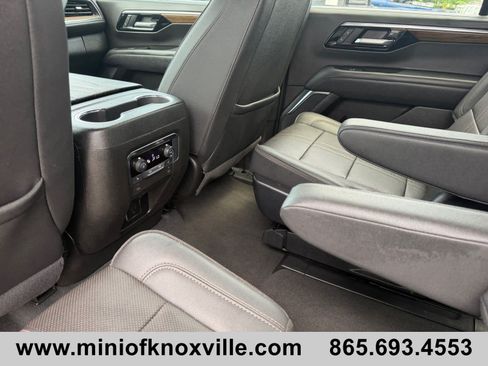 Used 2025 Chevrolet Tahoe High Country AWD/4WD image 42