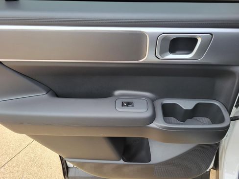 New 2026 Hyundai Santa Fe SE FWD image 11