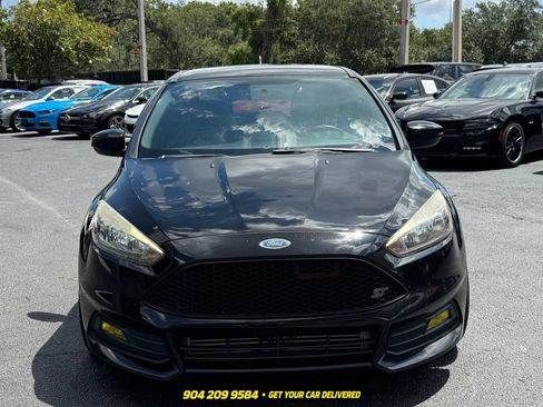 Used 2018 Ford Focus ST FWD image 9