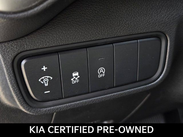 Certified 2023 Kia Soul LX w/ LX Technology Package FWD image 18