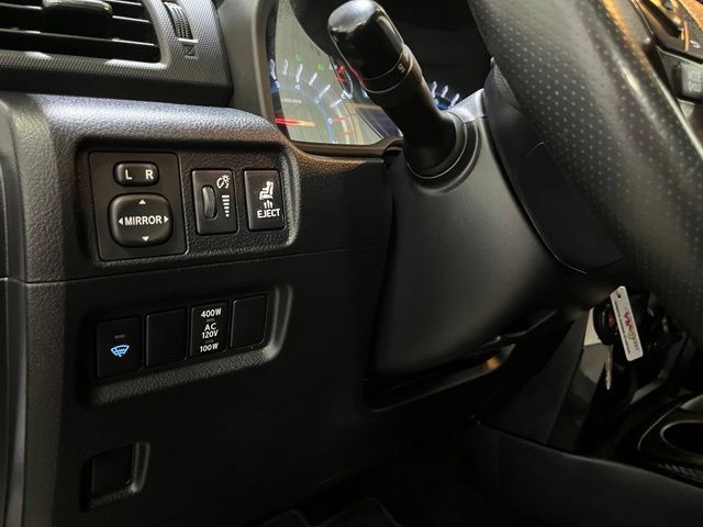 Used 2017 Toyota 4Runner TRD Off-Road Premium AWD/4WD image 14
