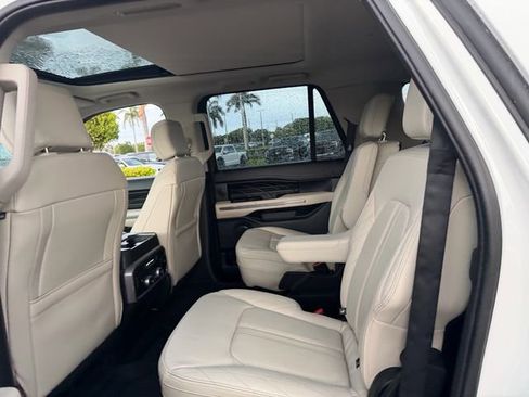 Used 2021 Ford Expedition Max Platinum RWD image 8