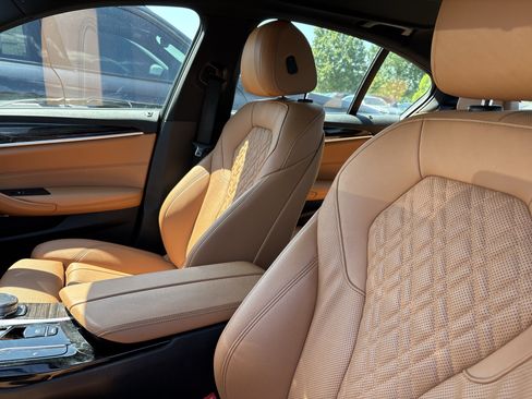 Certified 2023 BMW 530i xDrive w/ Premium Package AWD/4WD image 37