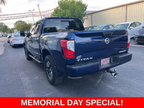 Used 2018 Nissan Titan PRO-4X w/ Pro-4x Convenience Package AWD/4WD image 3