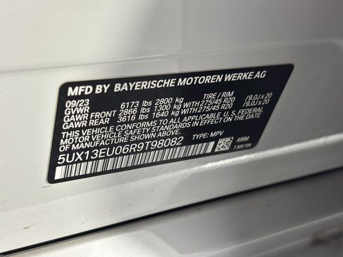 Used 2024 BMW X5 sDrive40i w/ M Sport Package RWD image 31