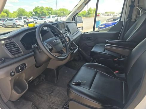 Used 2020 Ford Transit 150 XL RWD image 8