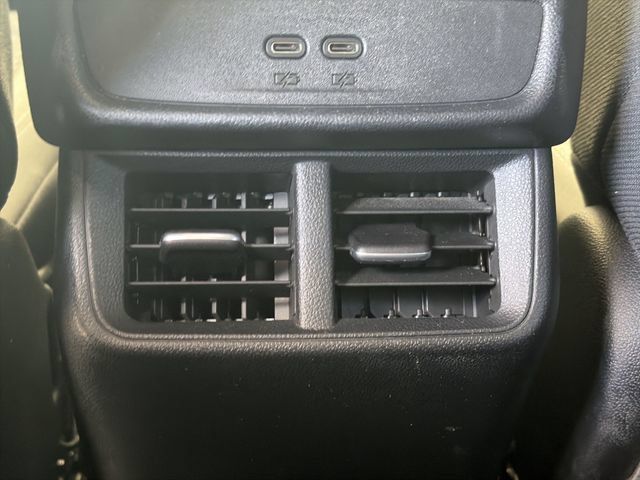 Used 2025 Chevrolet Equinox LT FWD image 21