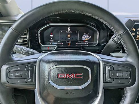 Used 2024 GMC Sierra 2500 SLT w/ SLT Premium Package AWD/4WD image 31