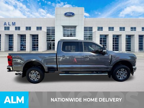 Used 2025 Ford F350 Lariat image 4