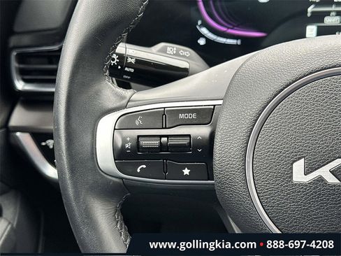 Certified 2025 Kia Sportage EX image 20