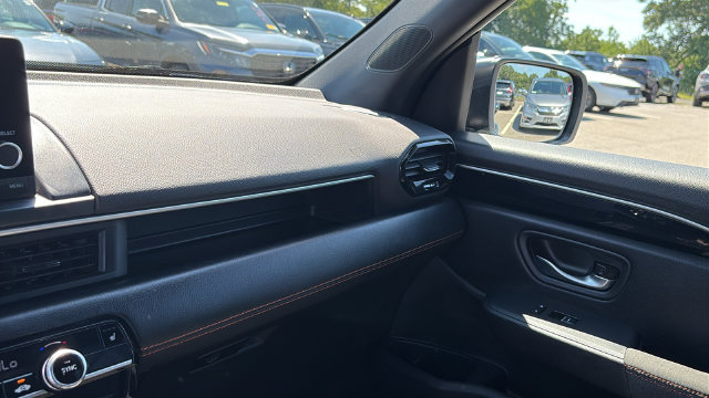 Used 2025 Honda Pilot Sport image 20
