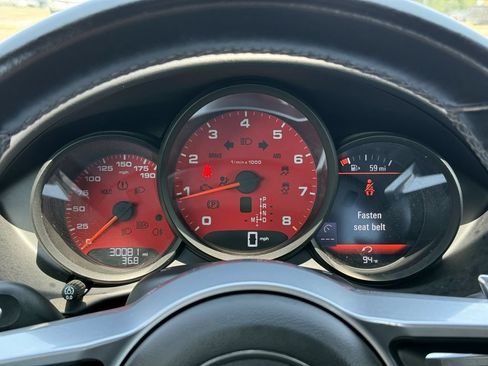 Used 2023 Porsche 718 Boxster S RWD image 26
