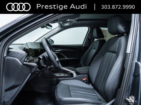 Used 2025 Audi Q5 Premium w/ Convenience Package AWD/4WD image 5