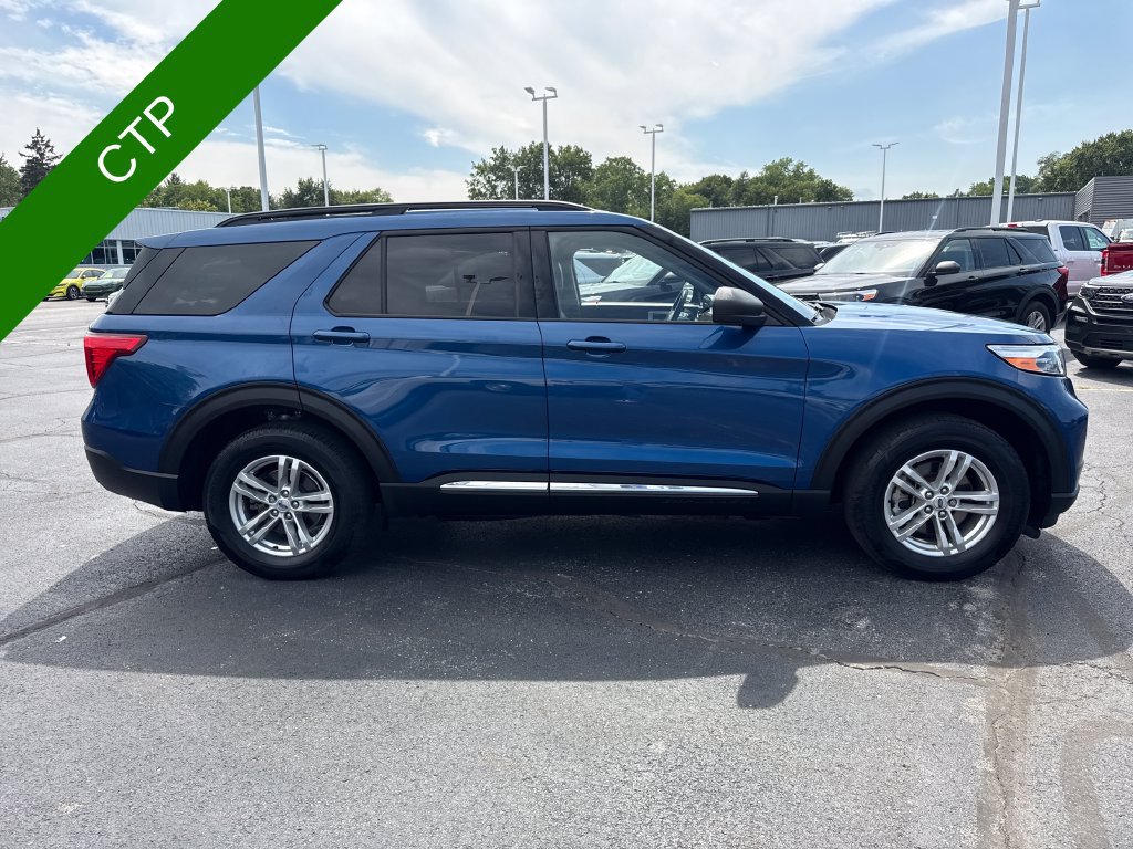 Used 2023 Ford Explorer XLT w/ Equipment Group 202A AWD/4WD image 5