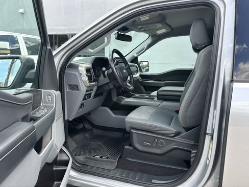 Used 2021 Ford F150 XLT w/ Equipment Group 302A High RWD image 2