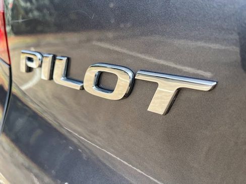 Used 2019 Honda Pilot Touring image 59