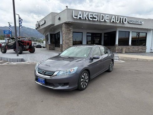 Used 2015 Honda Accord Touring image 1
