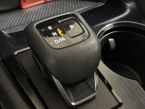 Used 2023 Nissan Rogue SV FWD image 17
