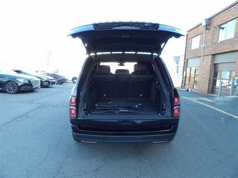 Used 2018 Land Rover Range Rover image 12