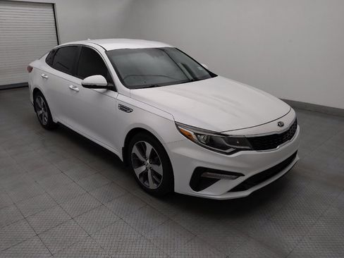 Used 2020 Kia Optima S FWD image 11