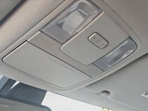 Used 2020 Kia Soul S FWD image 20