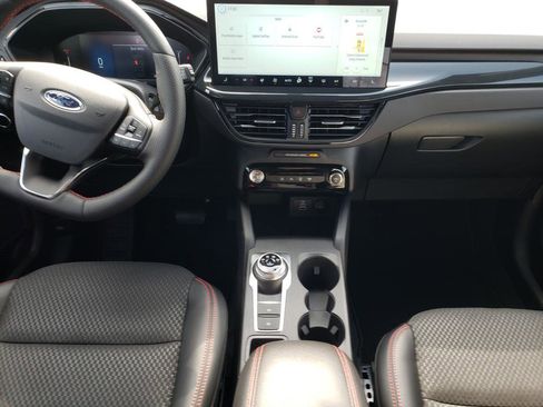 New 2026 Ford Escape ST-Line w/ Tech Pack #1 AWD/4WD image 8