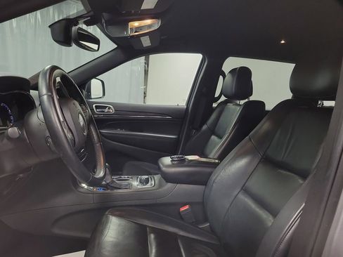 Used 2019 Jeep Grand Cherokee Limited image 13