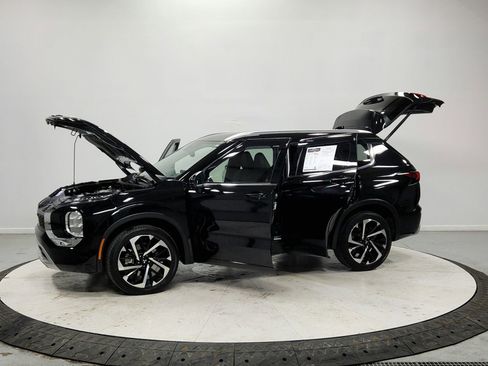 Used 2024 Mitsubishi Outlander SEL image 12