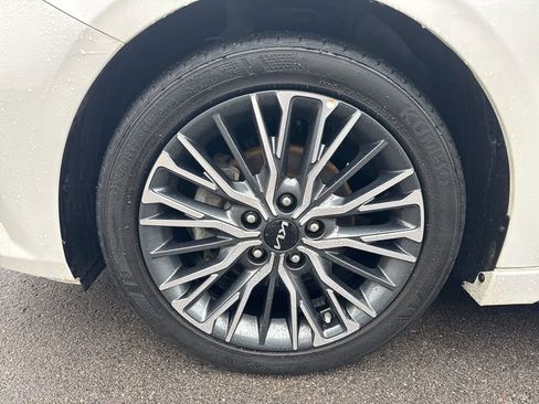 Used 2023 Kia Forte GT-Line w/ GT-Line Premium Package image 27