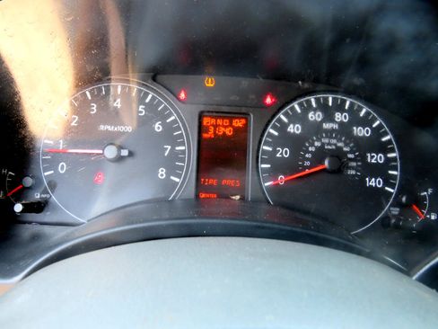 Used 2020 Nissan NV 2500 SV w/ Navigation Package image 19