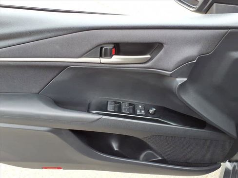 Certified 2025 Toyota Camry LE image 14
