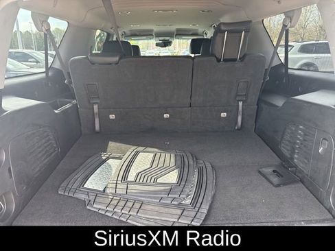 Used 2019 Chevrolet Suburban LT image 13