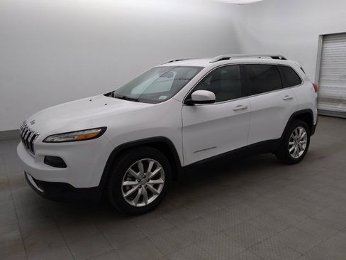 Used 2016 Jeep Cherokee Limited FWD image 2
