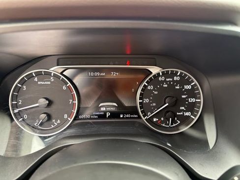 Used 2023 Nissan Rogue SV w/ SV Premium B Package FWD image 18